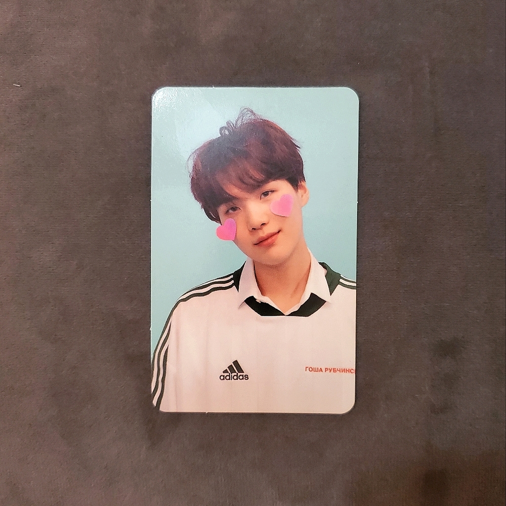 Yoongi (Suga) Official Photocard from Love Yourself: Answer